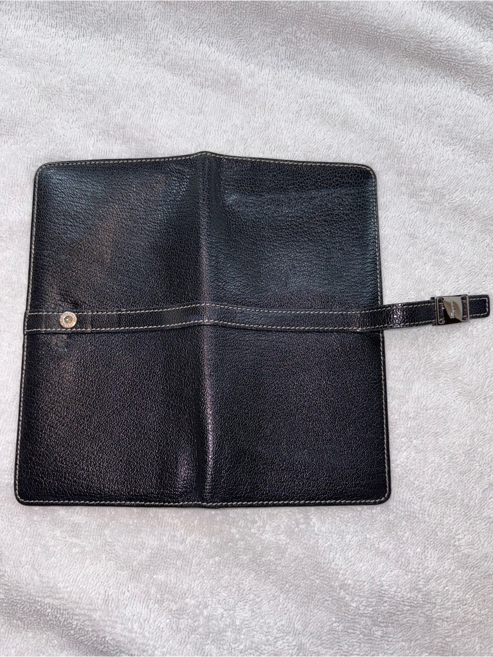 Salvatore Ferragamo Black Leather Womens Wallet with Silver Hardware Authentic - Picture 3 of 6